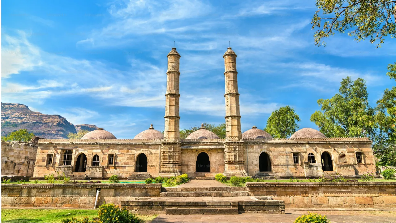 Masjid Champaner 
