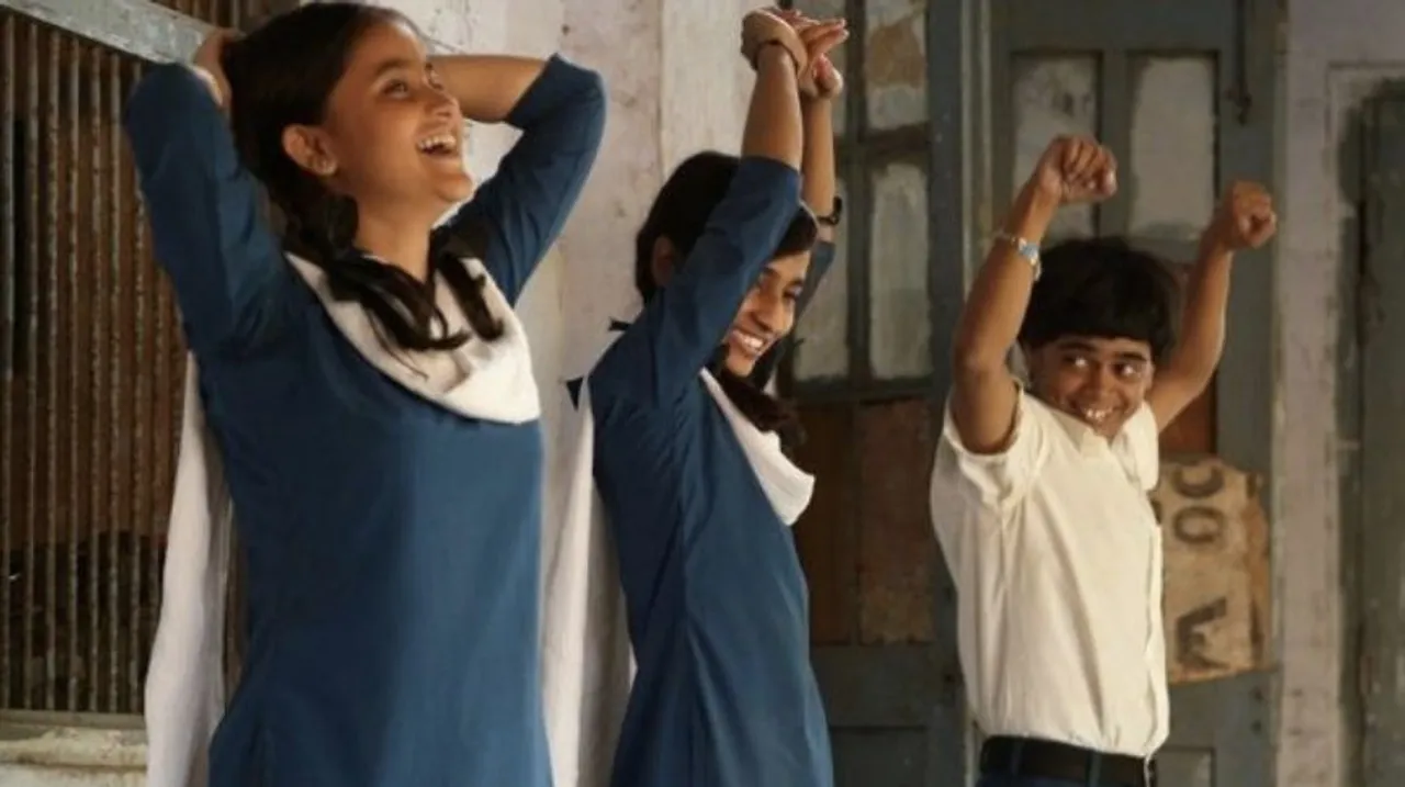 Girls Mature Faster Than Boys? इस सोच के पीछे का कारण और संभव प्रभाव