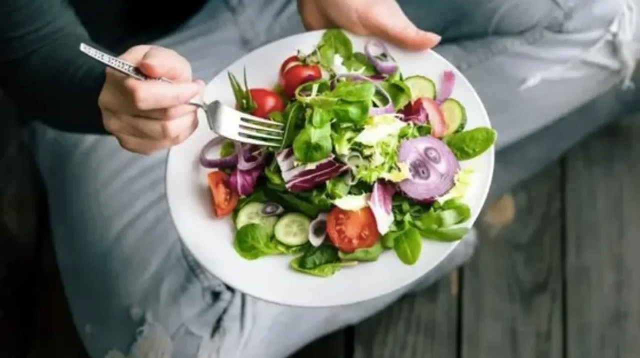 Foods To Eat During Monsoon: मानसून के लिए इम्युनिटी बूस्टिंग फूड्स