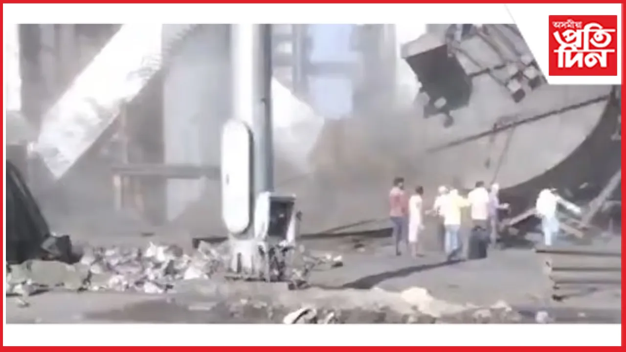 খহি পৰিল তীখা উদ্যোগৰ চিমনিঃ ৯ জনকৈ শ্ৰমিকে হেৰুৱালে প্ৰাণ...