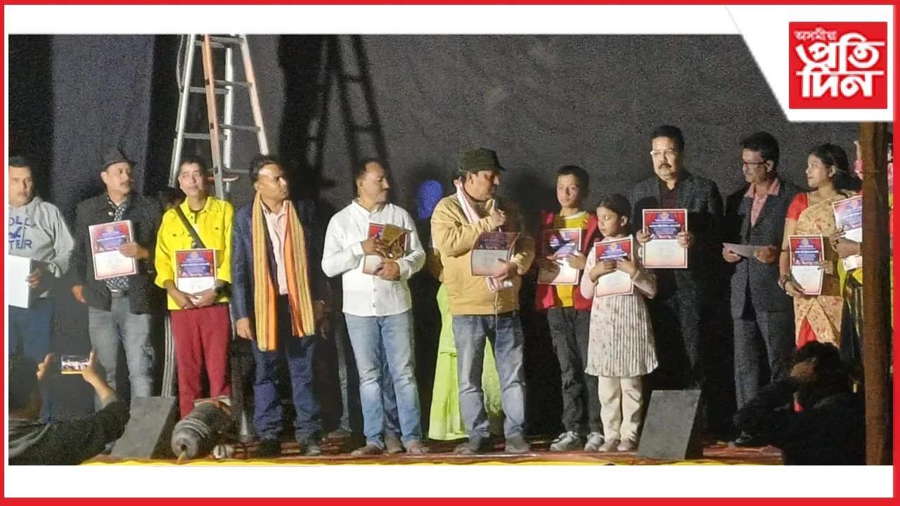 অসম নাট্য সন্মিলনৰ পূৰ্ণাংগ নাট প্ৰতিযোগিতাত পবিত্ৰ কলিতাৰ 'কাঁইট'লৈ শ্ৰেষ্ঠ নাট্যদলৰ সন্মান