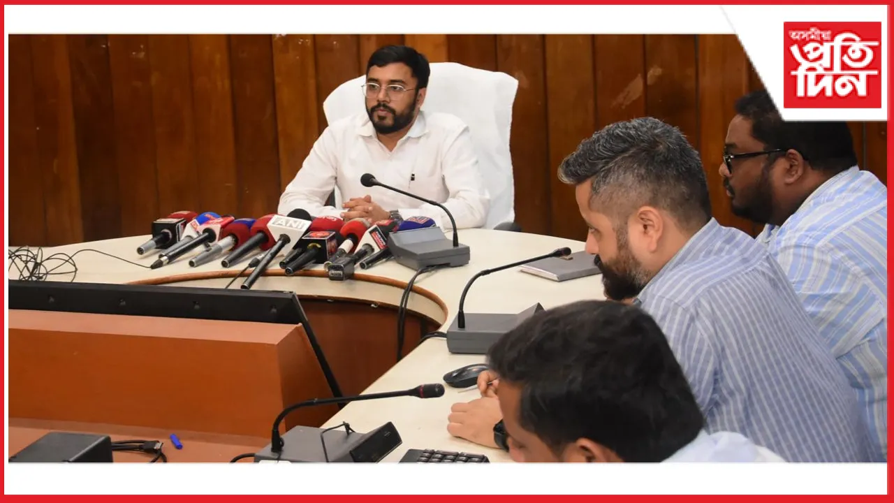 সমাগত পঞ্চায়ত নিৰ্বাচনৰ সন্দৰ্ভত নগাঁও জিলা প্ৰশাসনৰ সংবাদকৰ্মীৰ সৈতে সভা 