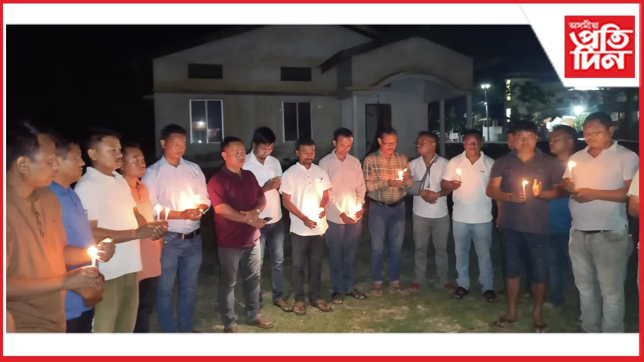 উৰিয়ামঘাটত পেহেলগামত সন্ত্ৰাসবাদীৰ গুলীত নিহতলৈ শ্ৰদ্ধাঞ্জলি