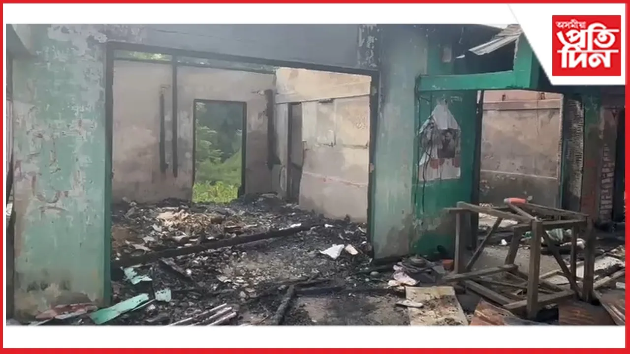 বাক্সাৰ মনসাত অগ্নিকাণ্ডঃ অগ্নি নিৰ্বাপক বাহিনীৰ বিৰুদ্ধে বহু অভিযোগ স্থানীয় ৰাইজৰ