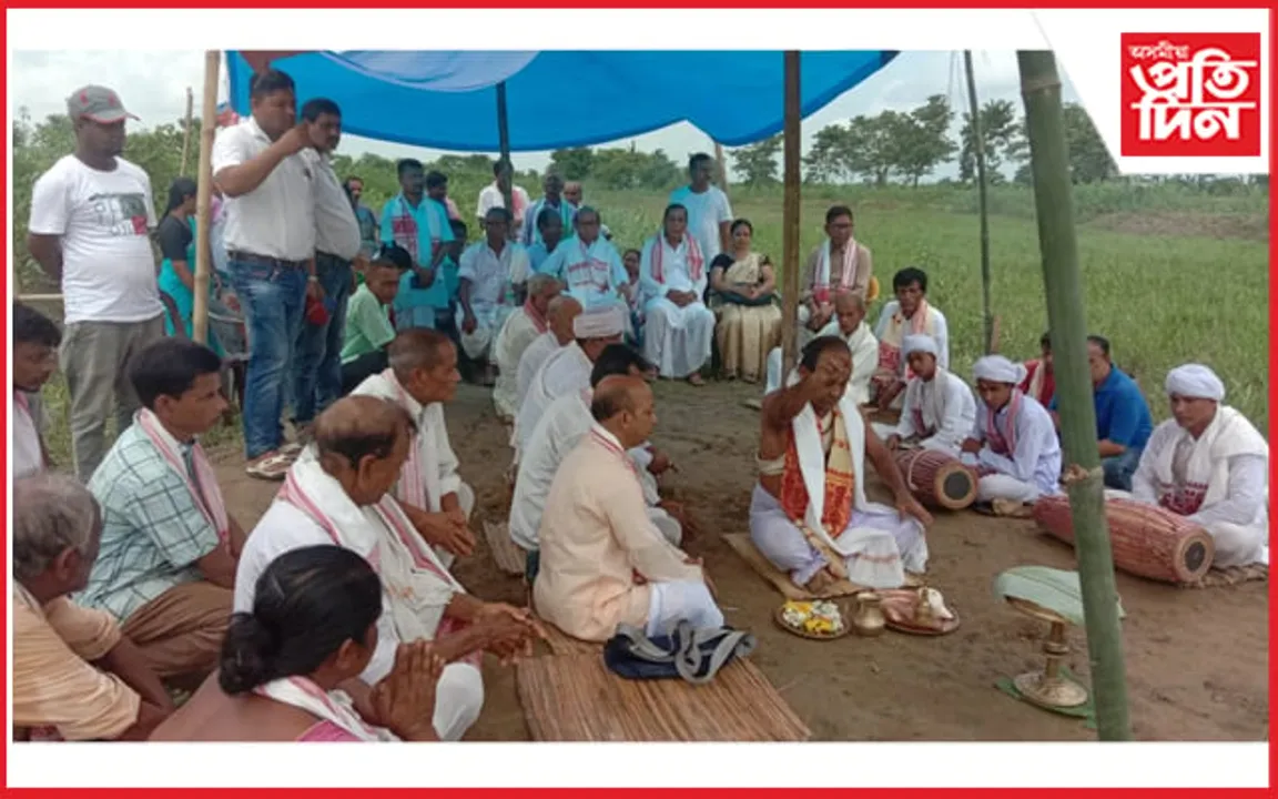 বঙালমৰাৰ সান্দহখোৱাত প্ৰধানমন্ত্ৰী অমৃত সৰোবৰ আঁচনিৰ ভূমি পূজন সম্পন্ন... 