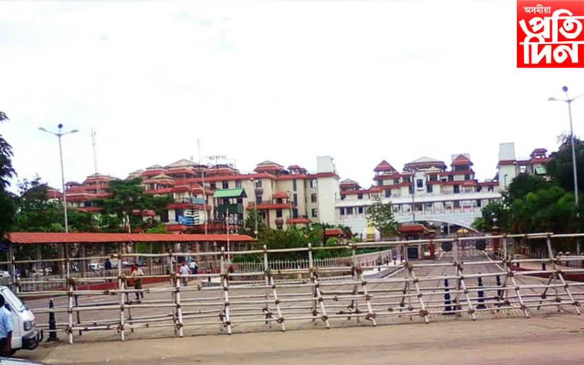 ৰাজ্যৰ কেইবাখনো জিলাৰ আৰক্ষী অধীক্ষকক বদলি... 
