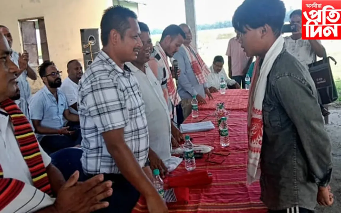 ঢকুৱাখনাত মণ্ডল কংগ্ৰেছ সমিতিৰ কৰ্মী সভা