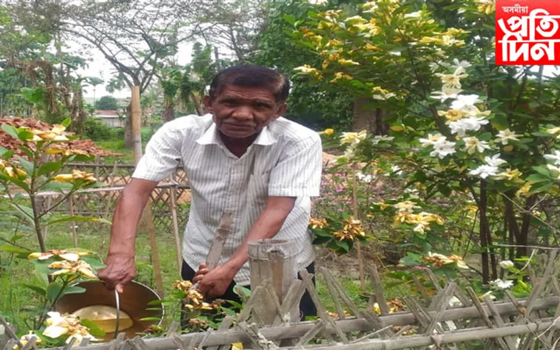 বটদ্ৰৱা শ্ৰীশ্ৰী শংকৰদেৱ মহাবিদ্যালয়ৰ চতুৰ্থ বৰ্গৰ কৰ্মচাৰী ডম্বৰুধৰ শইকীয়াৰ বিয়োগ