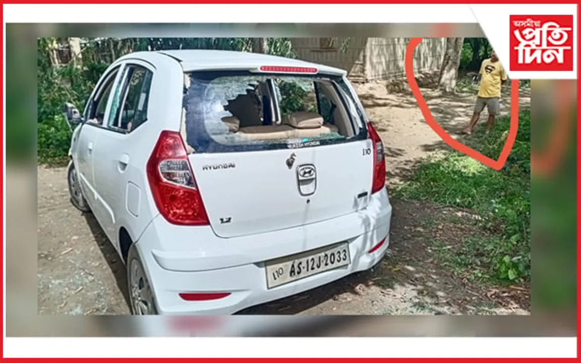 পদূলিমুখত কিয় ৰাখিব গাড়ী ! বাহন ভাঙি চূৰমাৰ কৰিলে গৃহষ্ঠই...
