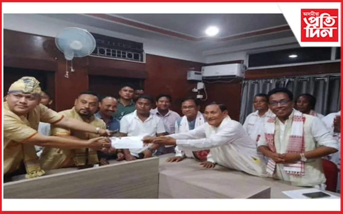 আহোম জনগোষ্ঠীৰ ওচৰত ক্ষমা বিচাৰিলে শংকৰদেৱ সংঘৰ নেতৃত্বই...