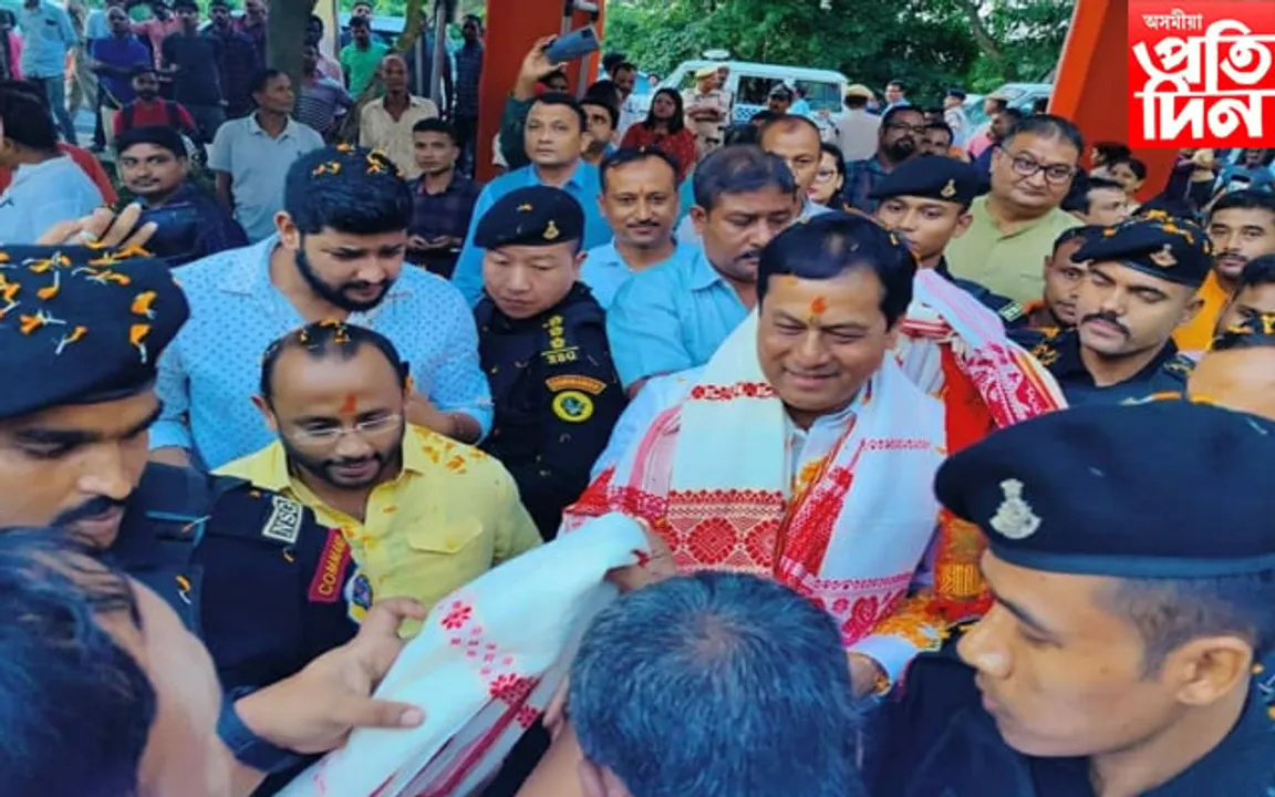 জখলাবন্ধাত বি জে পিৰ বুথ সশক্তিকৰণ অভিযান সভাত কেন্দ্ৰীয় মন্ত্ৰী সৰ্বানন্দ সোনোৱাল 