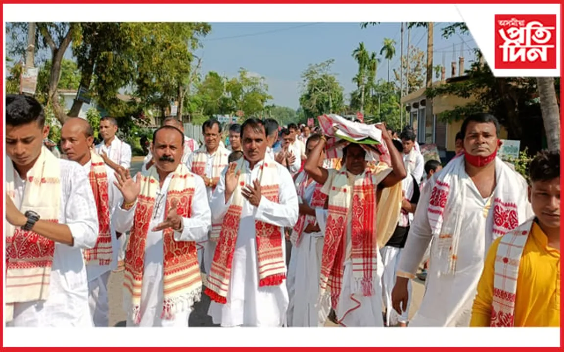 ঐতিহ্যৰ ধ্বজা উৰুৱাই বেবেজীয়াত ৰাস মহোৎসৱৰ আৰম্ভ
