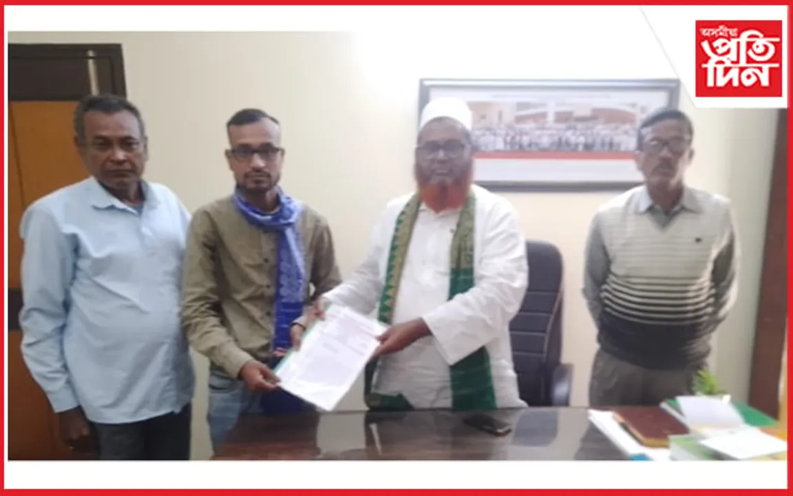 বিধানসভাত চতুৰ্থ বৰ্গ কৰ্মচাৰী সন্থাৰ সমস্যা উত্থাপন কৰিবলৈ বিধায়কক সাক্ষাৎ