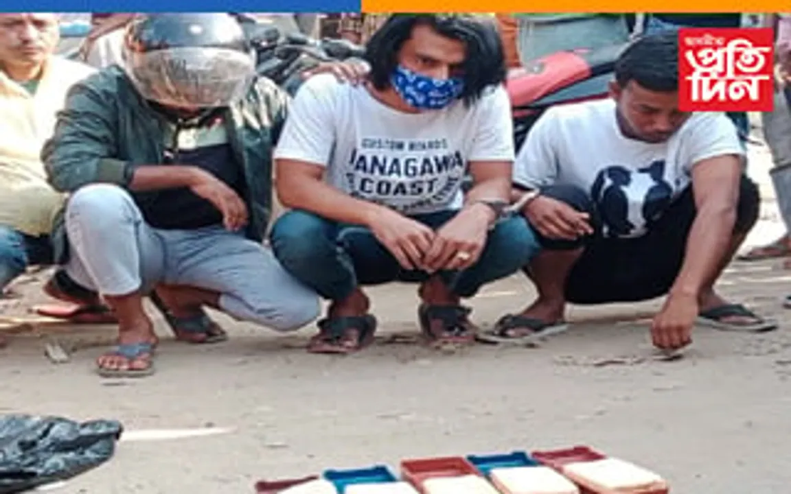 নগাঁৱত তিনি ড্ৰাগছ সৰবৰাহকাৰীক আটক 