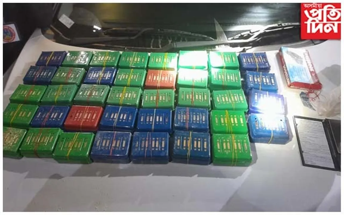 নগাঁৱত বৃহৎ পৰিমানৰ হেৰ’ইন উদ্ধাৰ : তিনিজনক কৰায়ত্ব