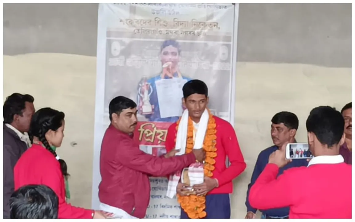 ৰাষ্ট্ৰীয় যোগাসন প্ৰতিযোগিতাত প্ৰিয়ম বৰাৰ সোণৰ পদক...