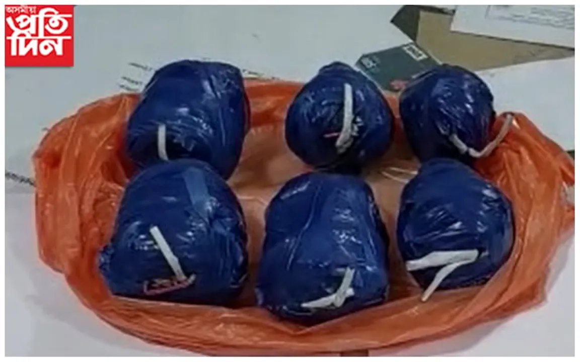 ঢেকীয়াজুলিত দলঙৰ তলত ৬ টাকৈ বোমা উদ্ধাৰ... 