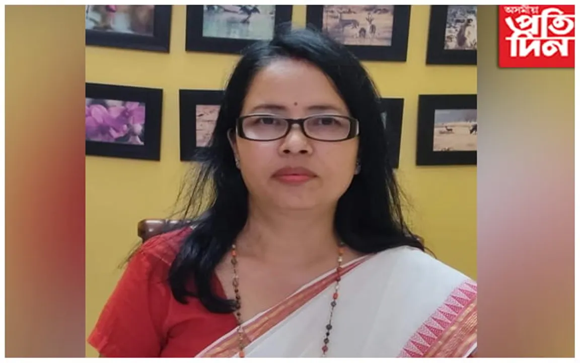 ভৰি পিছলি সোমাই পৰিল ৰেলৰ তলত,মৃত্যু নগাঁও ছোৱালী মহাবিদ্যালয়ৰ প্ৰবক্তাৰ...