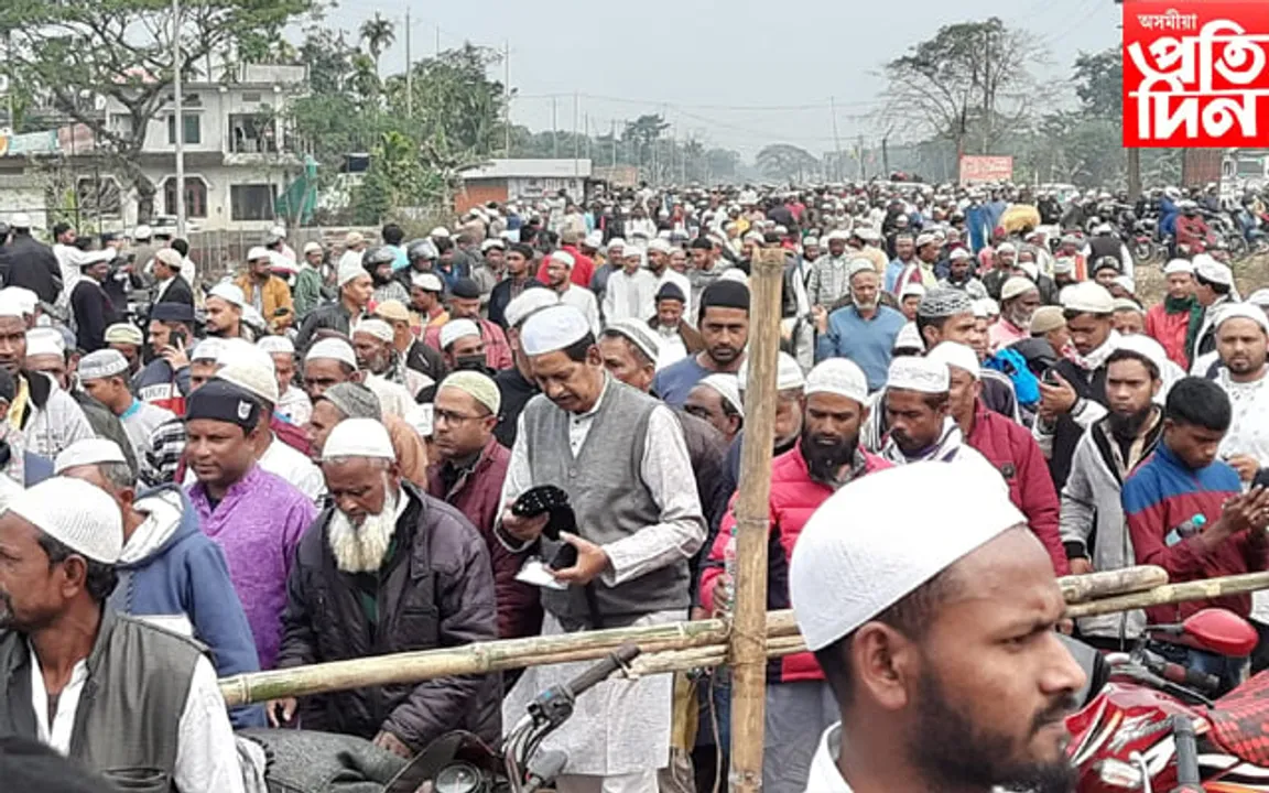 জন সমুদ্ৰত পৰিণত জাপিসজীয়াৰ ইস্তেমস্থলী