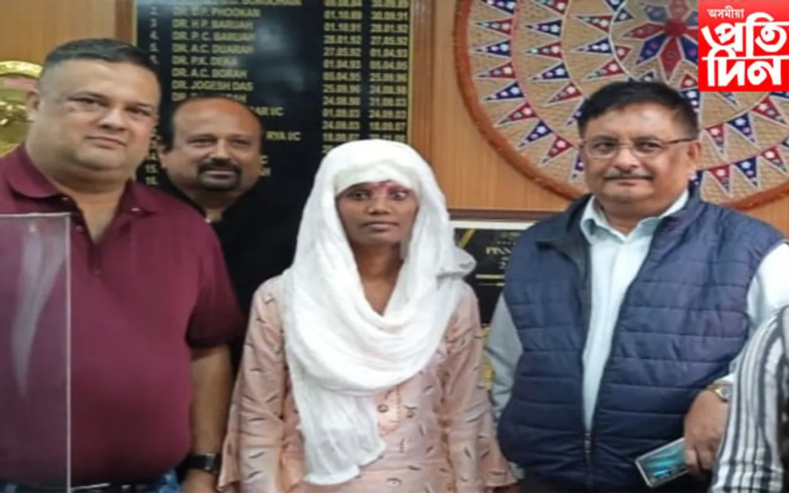কেইবাটাও অস্ত্ৰোপচাৰ,  ৬ মাহৰ অন্তত ঘৰলৈ উভতিল মইনা নায়ক...