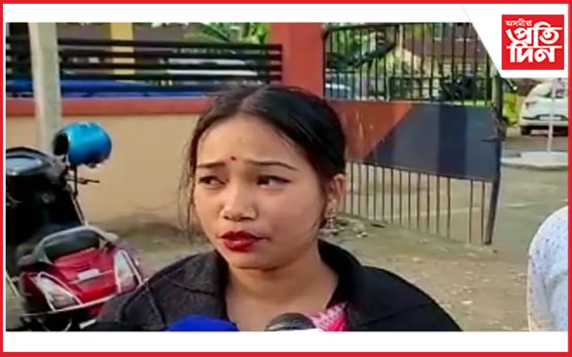 ঢকুৱাখনাত বিহুৱতী নিৰ্বাচনৰ পৰা বঞ্চিত নাচনীৰ ক্ষোভ... 