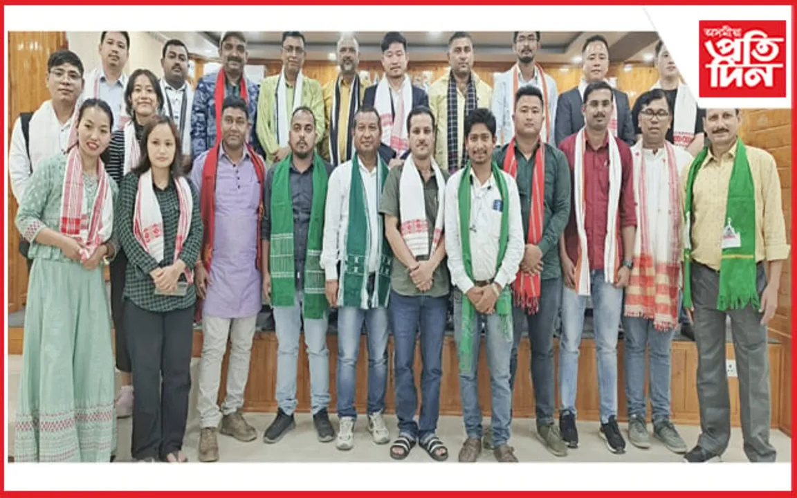 সম্প্ৰীতিৰ অনুষ্ঠান: একলগ হ'ল বিশ্বনাথ আৰু ইটানগৰৰ সাংবাদিক...