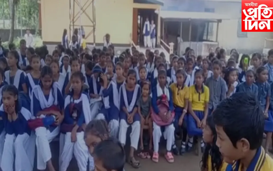 জামুগুৰিহাটৰ ইন্দিৰা গান্ধী আদৰ্শ মধ্য  ইংৰাজী বিদ্যালয়ত জ্ঞান মেলা সম্পন্ন...