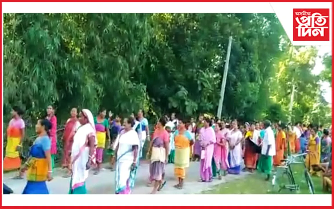 কোকৰাঝাৰত অবৈধ নিচাজাতীয় সামগ্ৰীৰ বিৰুদ্ধে সৰব শ-শ মহিলা...