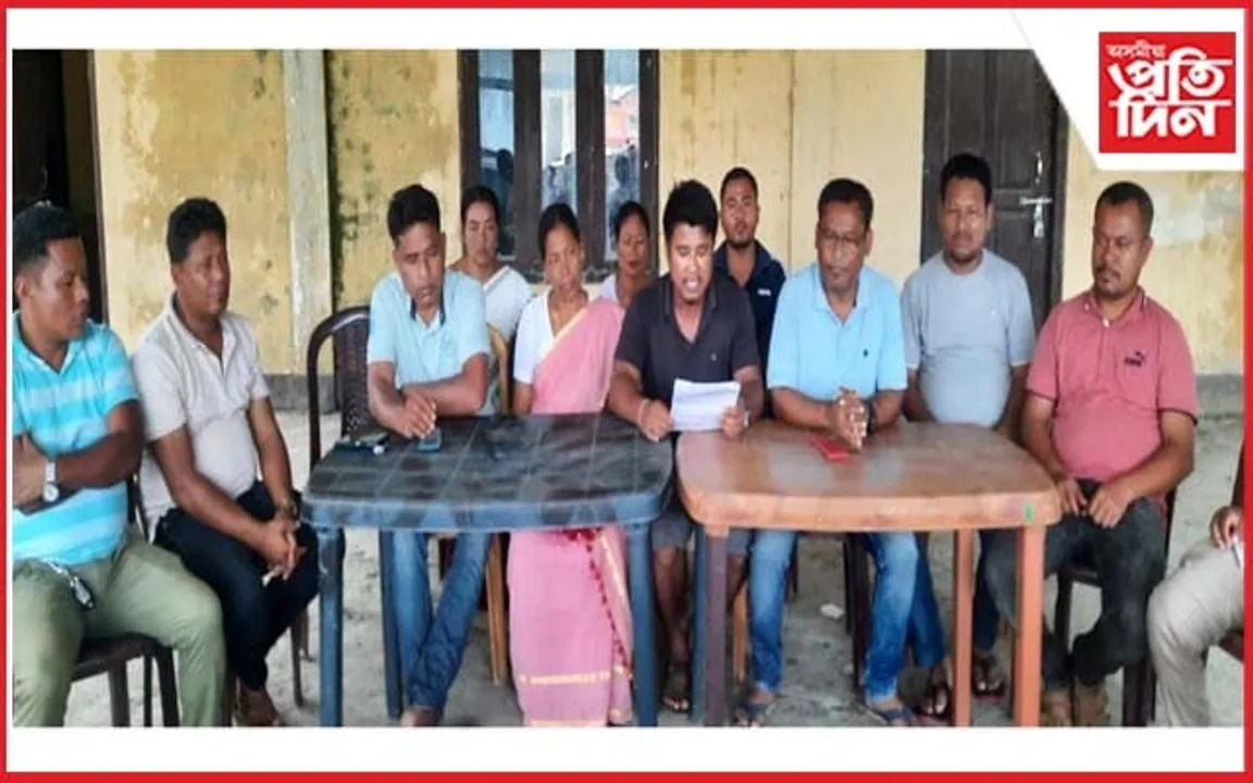 সমবায় সমিতিৰ কেলেংকাৰীক লৈ জংগী আন্দোলনৰ হুংকাৰ জাতীয় সংগঠনৰ... 