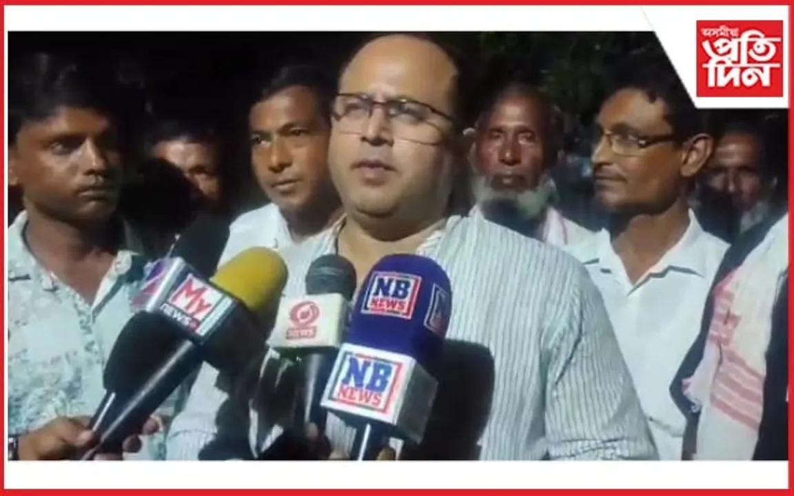 মানকাচৰত AIUDFৰ যোগদান কাৰ্যসূচীঃ বিজেপিক নহয় কংগ্ৰেছক সমালেচনা দলীয় নেতাৰ