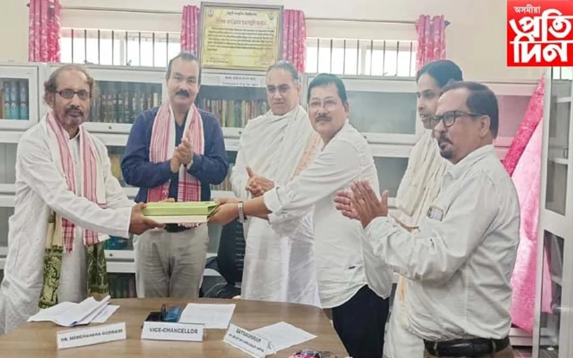 মাজুলী সাংস্কৃতিক বিশ্ববিদ্যালয়ত সত্ৰীয়া সংস্কৃতিৰ বিকাশক লৈ চুক্তি...