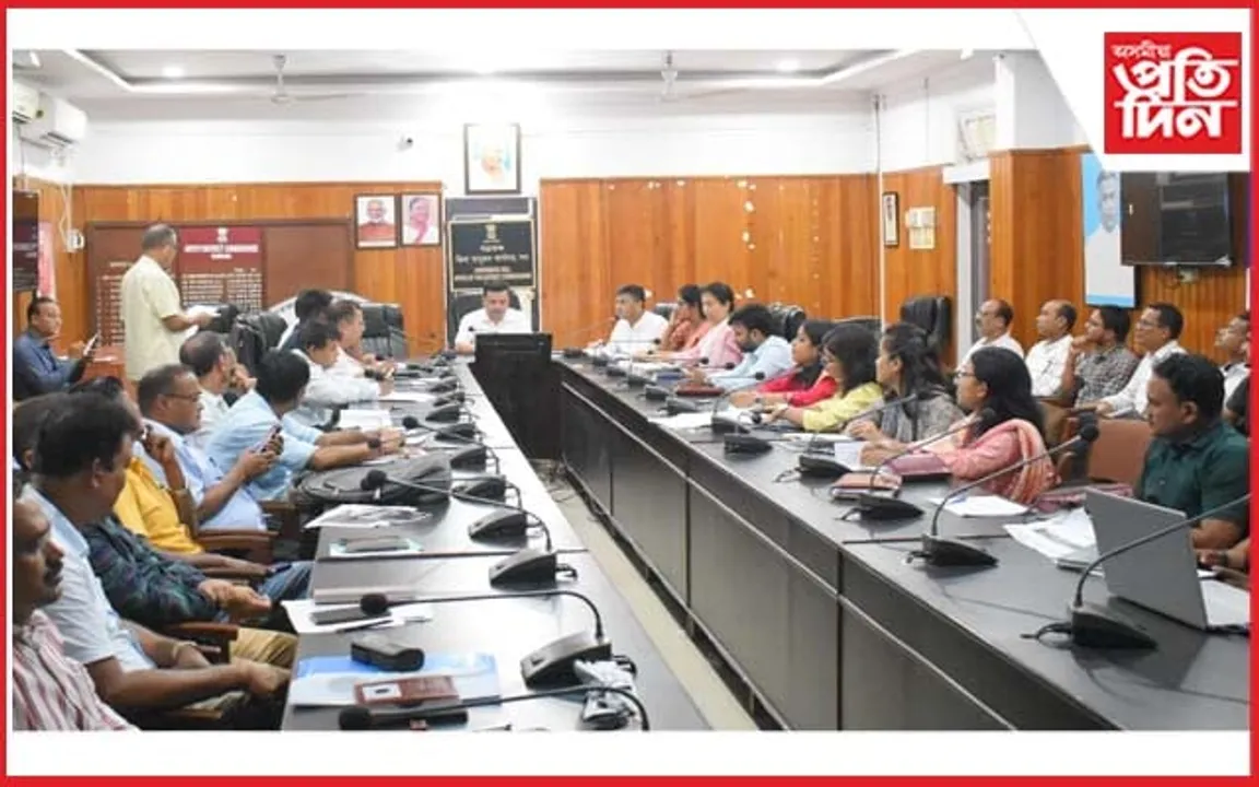 দৰঙত জিলা উন্নয়ন সমিতিৰ সভা সম্পন্ন...