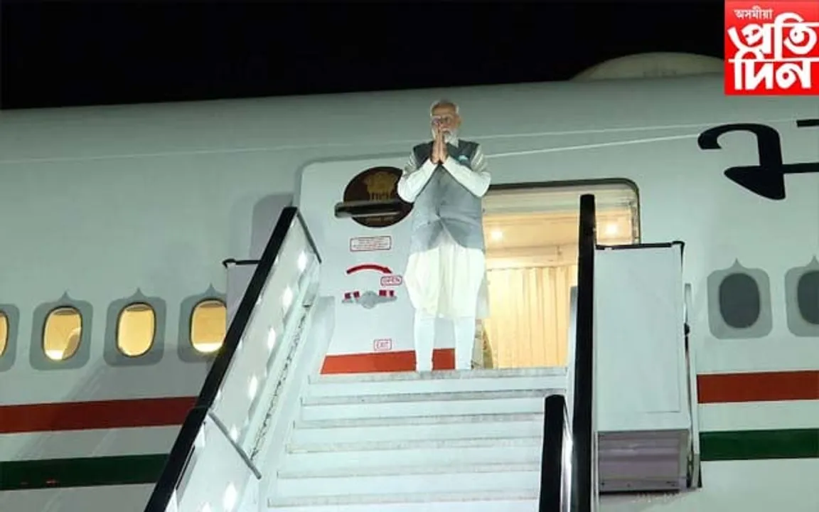 গ্ৰীচত উপস্থিত নৰেন্দ্ৰ মোডীঃ ৪০ বছৰ পাছত ভাৰতীয় প্ৰধানমন্ত্ৰীৰ এই যাত্ৰা