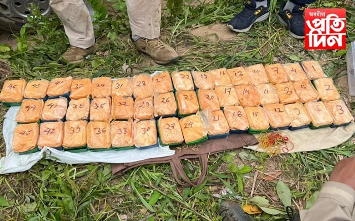 বোকাজান আৰক্ষীৰ অভিযানত জব্দ প্রায় ৪ কোটি টকাৰ ড্রাগছ; আটক...