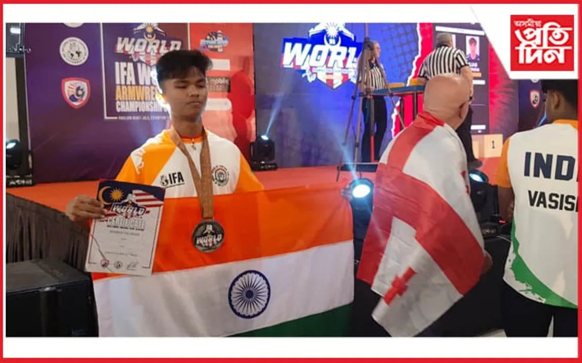ৱৰ্ল্ড আৰ্ম ৰেষ্টলিং চেম্পিয়নশ্বিপত মৃন্ময় তালুকদাৰৰ সোণসহ দুটাকে পদক অৰ্জন...