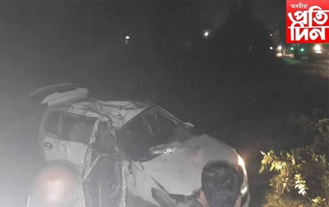 ডিব্ৰুগড় পথ দুৰ্ঘটনাত একেটা পৰিয়ালৰে ২জন নিহত, আহত ৫জন