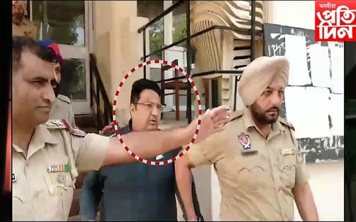 পত্নী-সন্তানৰ সৈতে মিলি ৭৩ বছৰীয়া মাতৃক মাৰপিট অধিবক্তা পুত্ৰৰ... 