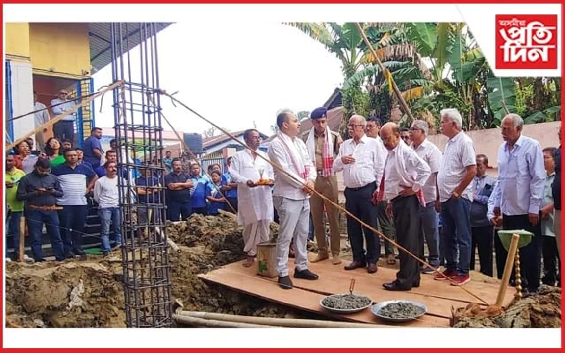 যোৰহাট ছুইমিং ছ'চাইটিৰ জলক্ৰীড়া প্ৰকল্পত ব্যায়ামাগাৰৰ শিলান্যাস