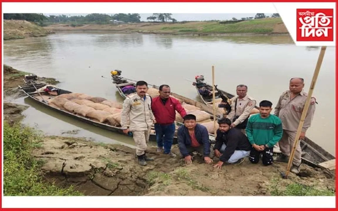 জলপথেৰে বাৰ্মিজ চুপাৰী সৰবৰাহ : ৩ মটৰবোটসহ চুপাৰী জব্দ