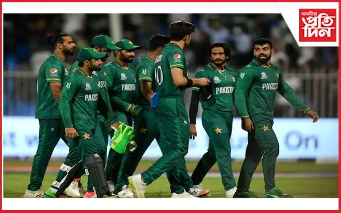 সৰ্বকালৰ নিকৃষ্ঠ প্ৰদৰ্শনেৰে বিশ্বকাপৰ পৰা বাহিৰ পাকিস্তানঃ ২ বলাৰে কলংকিত কৰিলে দেশখনৰ বলিং ইতিহাস..
