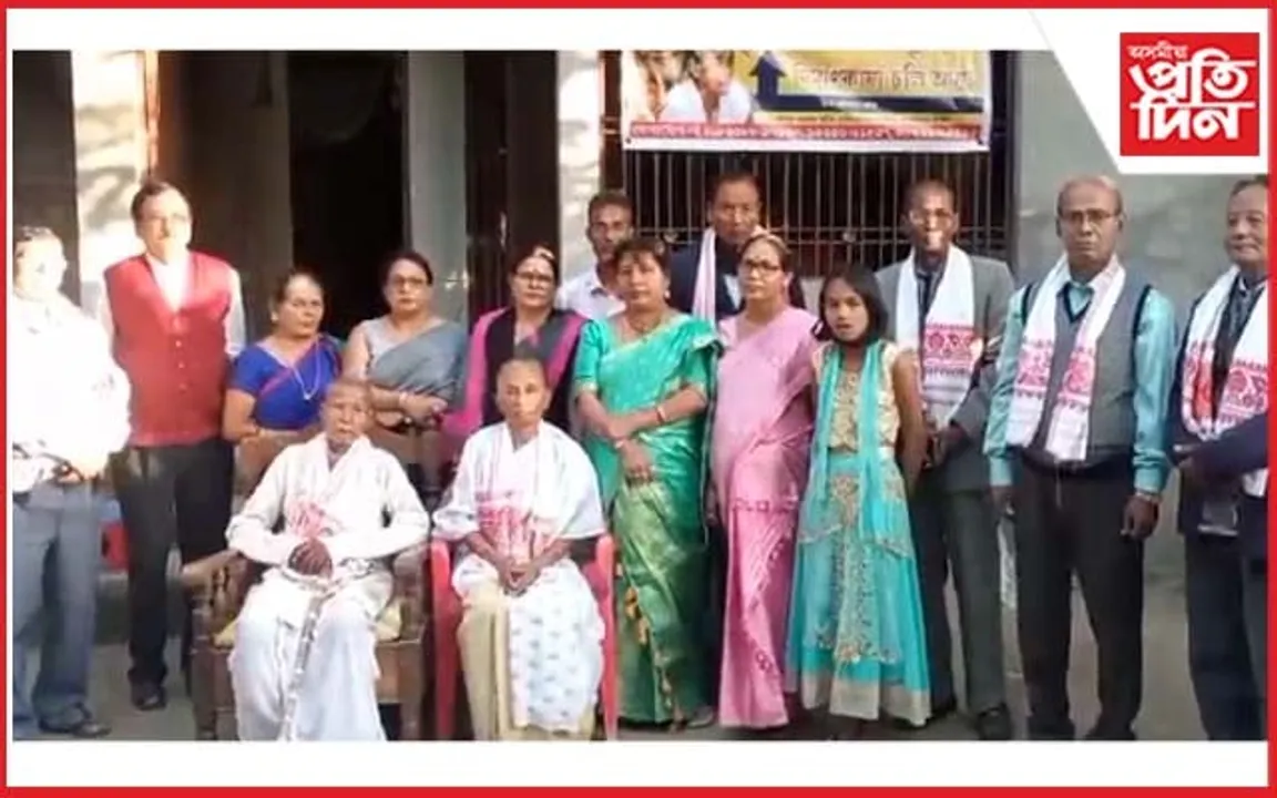নিজৰ ভূমি-গৃহ দান কৰি বৃদ্ধাশ্ৰম গঢ়িলে ৬০ ৰ উৰ্ধ্বৰ মহিলাই...
