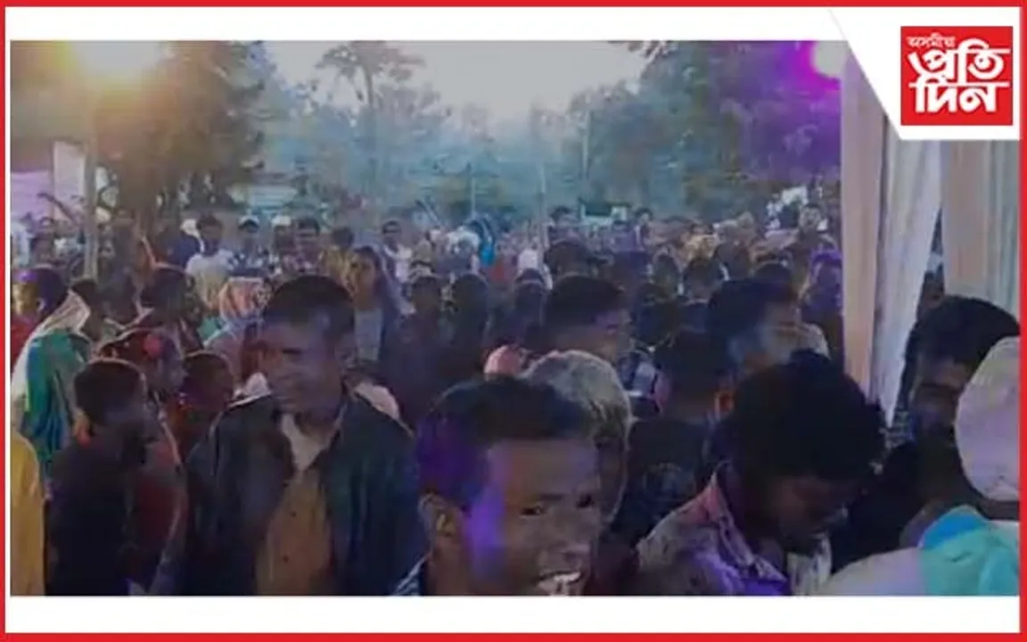 জামুগুৰিহাটৰ দিকৰাই চাহ বাগিচাত টুচু পূজা উদযাপন