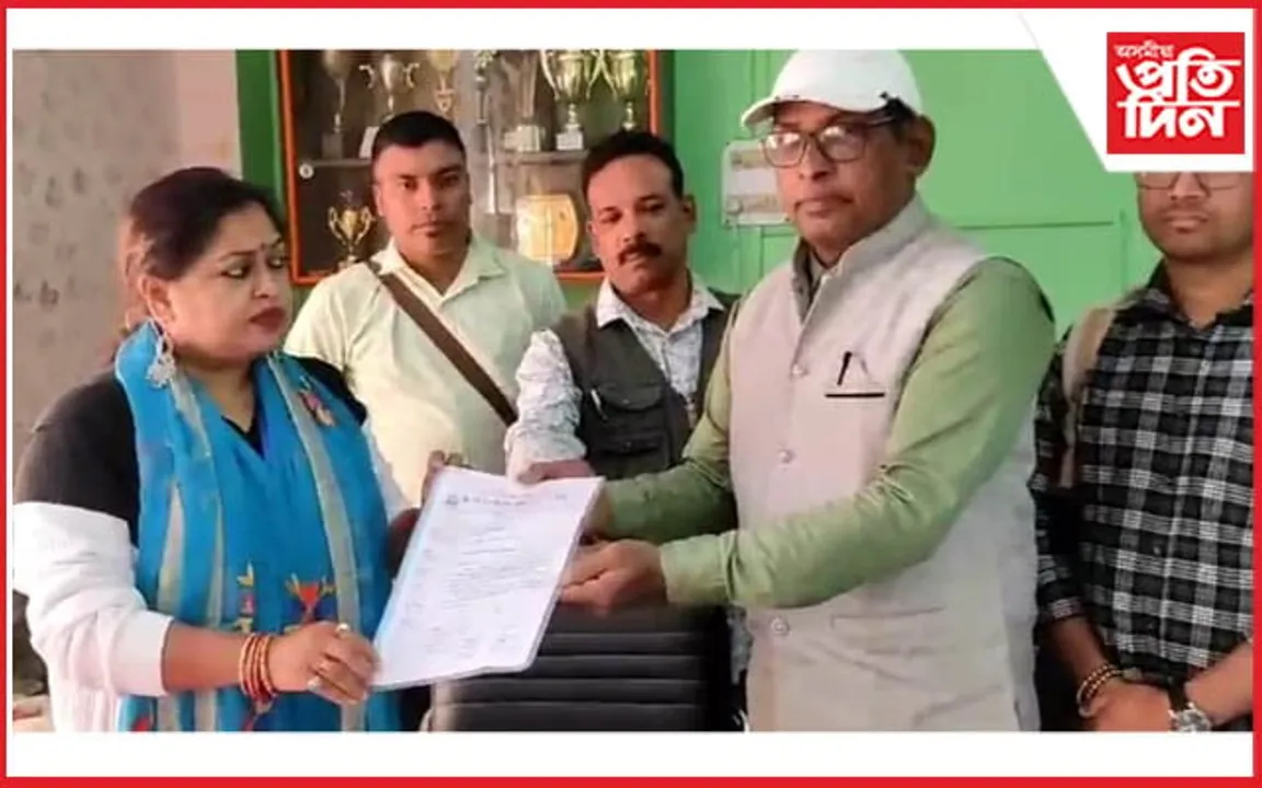 নগাঁও জিলা আয়ুক্তই সাংবাদিকক অপদস্থ কৰাৰ বিৰুদ্ধে মুখ্যমন্ত্ৰীলৈ স্মাৰক পত্ৰ কলিয়াবৰ প্ৰেছ ক্লাবৰ...