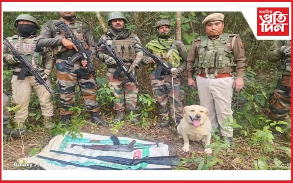 মণিপুৰত বুজন সংখ্যক অবৈধ মাৰণাস্ত্ৰ উদ্ধাৰ