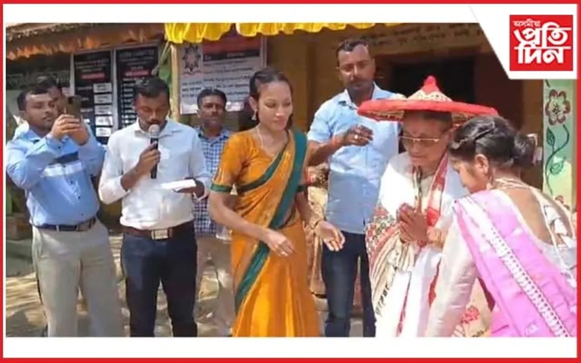 তিতাবৰত শিক্ষয়িত্ৰীৰ বিদায় সম্বৰ্ধনাঃ নৃত্য, গীতৰ মাজেৰে পুষ্প বৃষ্টিৰে আনিলে আদৰি...