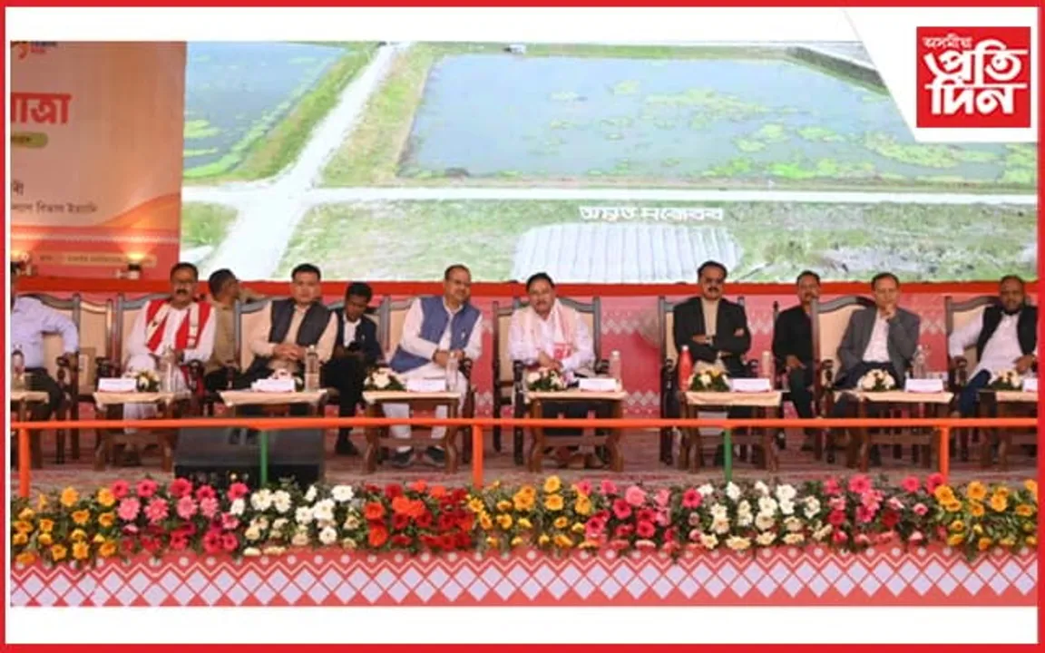 কেইবাজনো বিধায়কৰ সৈতে দৰঙৰ বিকাশ যাত্ৰাৰ অংশগ্ৰহণ চন্দ্ৰমোহন পাটোৱাৰীৰ