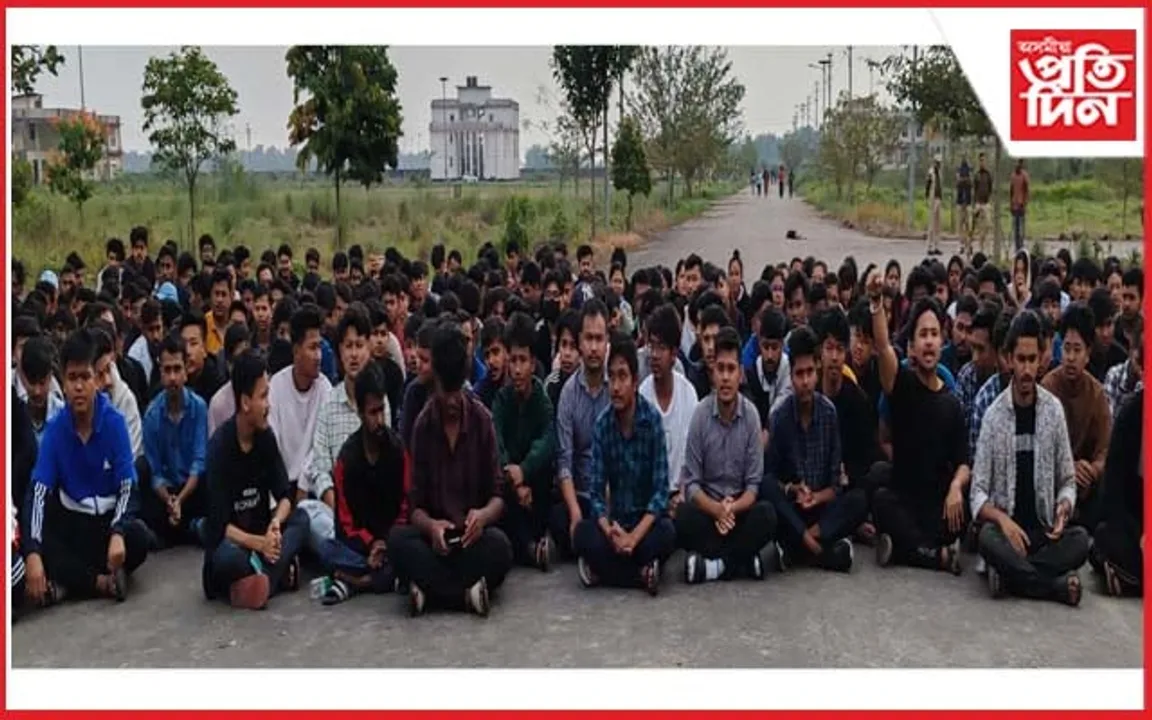 মহিলা প্ৰৱক্তাক মানসিক হাৰাশাস্তিৰ অভিযোগঃ ধেমাজি অভিযান্ত্ৰিক মহাবিদ্যালয়ত উত্তাল প্ৰতিবাদ