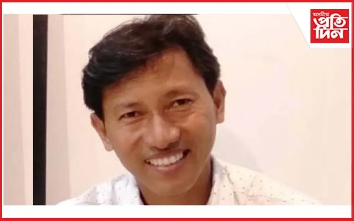 সমাজ কৰ্মী উত্তম টেৰণলৈ গুৰুদেৱ কালিচৰণ ব্ৰহ্ম বঁটা...