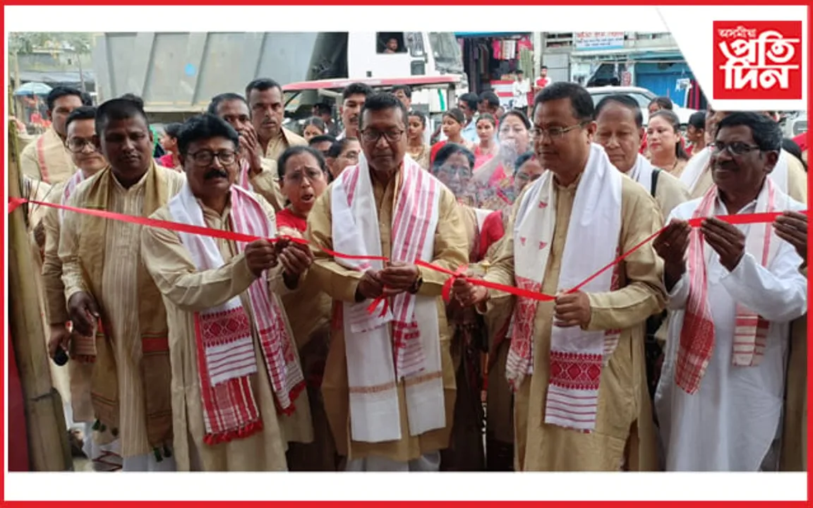 ২৭ ব'হাগৰ পৰা ফাটবিহুঃ ঢকুৱাখনাত কাৰ্য্যালয় উদ্বোধন...