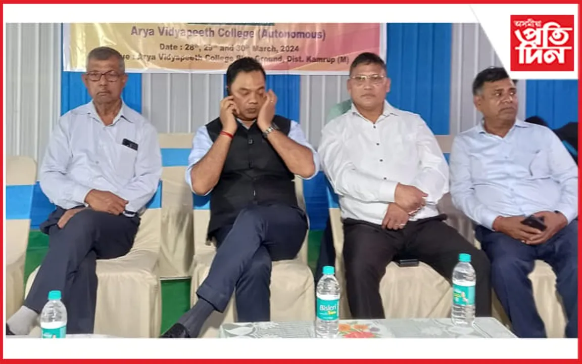১৮ সংখ্যক আন্তঃজিলা অসম আৰ্চাৰী চেম্পিয়নশ্বিপৰ খেলুৱৈক আৰক্ষী সঞ্চালক প্ৰধান জি পি সিঙৰ অভিনন্দন